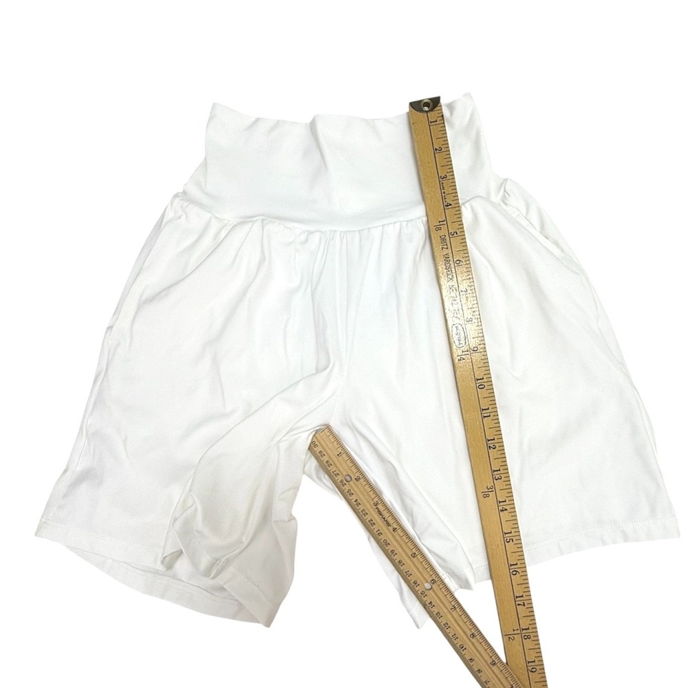 New Halara Softlyzero Airy Shorts XS White High Waisted Crossover Athletic Flowy - Picture 7 of 7